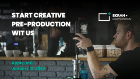 Ein junger Mann bedient eine Filmkamera in einem modernen Café; Text: „Start Creative Pre-Production… Apply until January 31, 2026“.